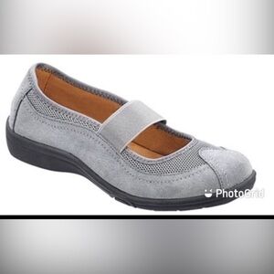 Mary Jane grey casual shoes size 11XW